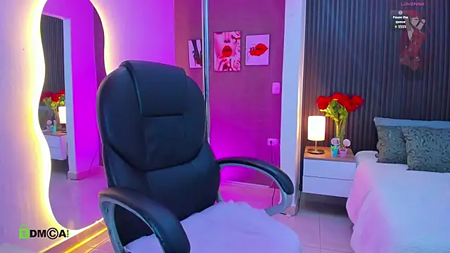 Tiphanysalvatore webcam