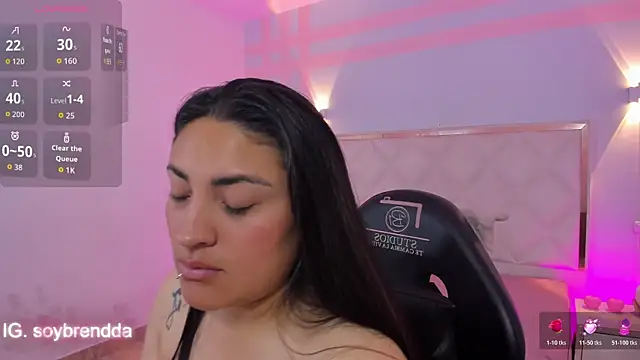 Brendda_tay live sex cam