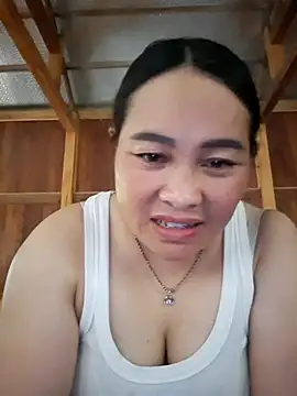 nin-anna - Nin-anna's free webcam - UK Sex Cams