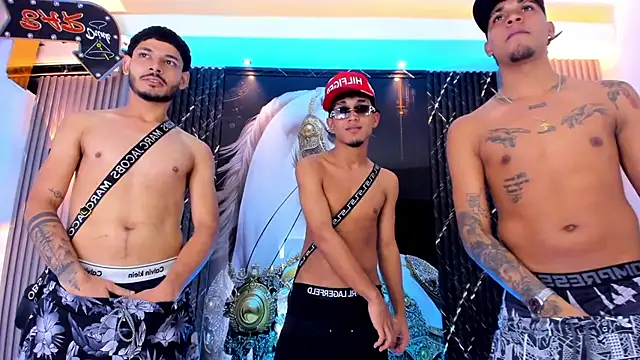 the_knights_of_the_night_ webcam