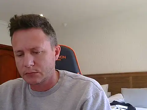 TroyDieselXXX webcam