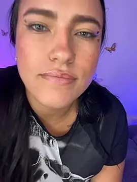 veronica__olsonn webcam