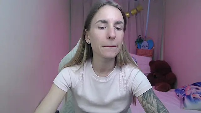DeboraHorny webcam