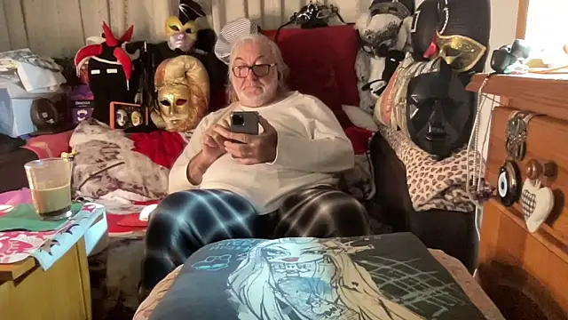 EroticVenetian webcam