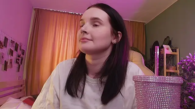 kristen_bellle - Kristen_Bellle's free webcam - UK Sex Cams