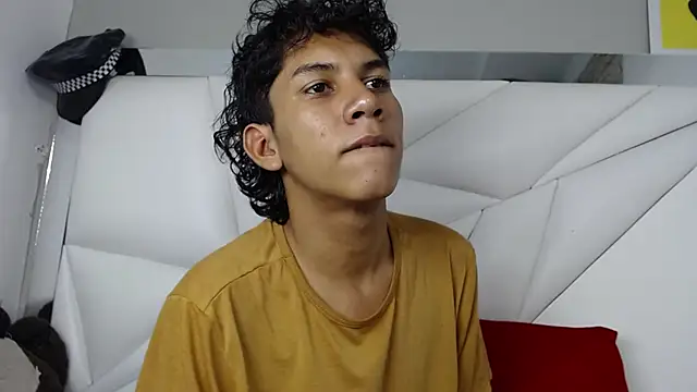 Taylorr_junior_ webcam