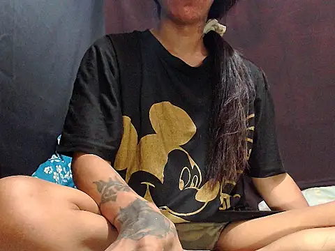 AwesomeMistress_Bigcock webcam