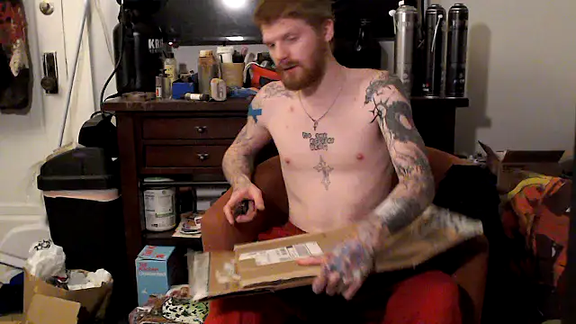 Magnetic127's live cam