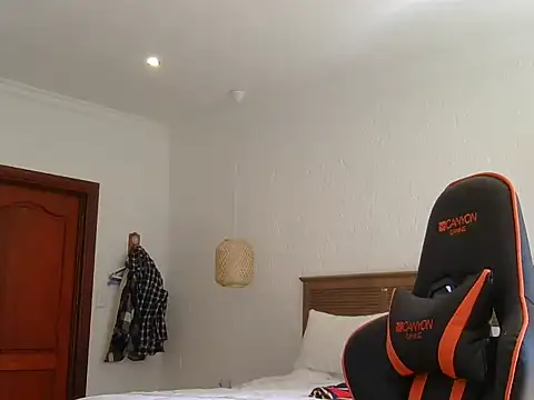 TroyDieselXXX webcam