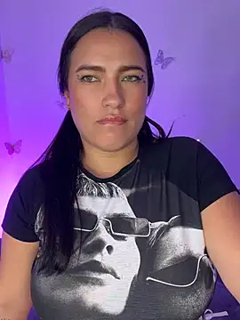 veronica__olsonn webcam