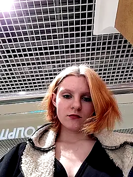 NinaParri - Live Cam