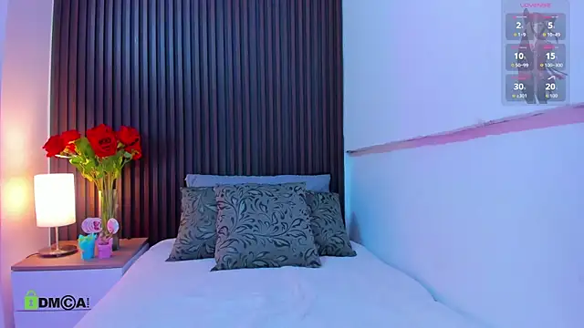 Tiphanysalvatore webcam