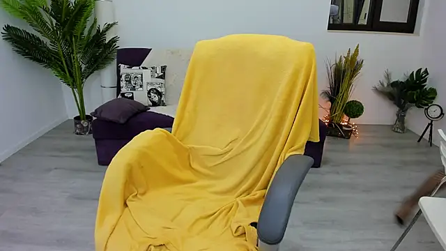 Nicolle_Lexxy webcam