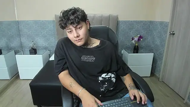 DAMON_SALVATTORE webcam