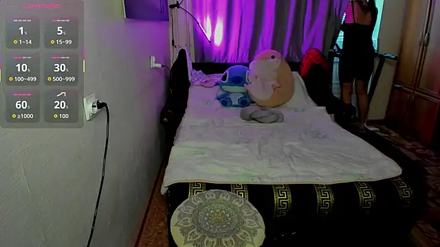 monica__elder webcam