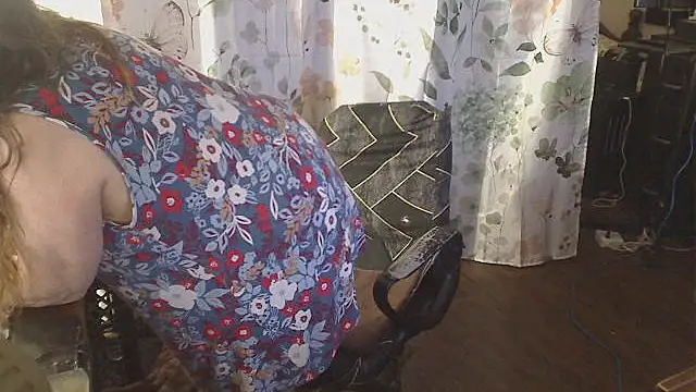 Ireallysquirt webcam