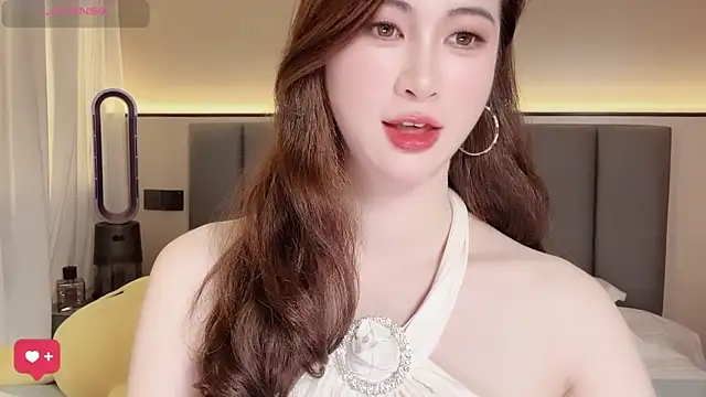 wuyueaini - Wuyueaini's free webcam - UK Sex Cams