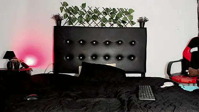 JERO_TEASE_S7S live sex cam