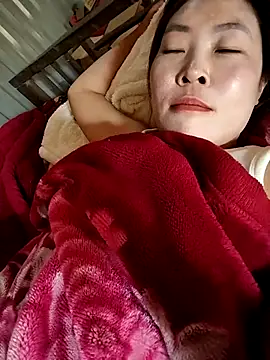 Live sex cam of Yiyoongg