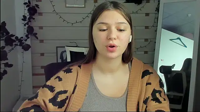 Josephine_Kiss webcam