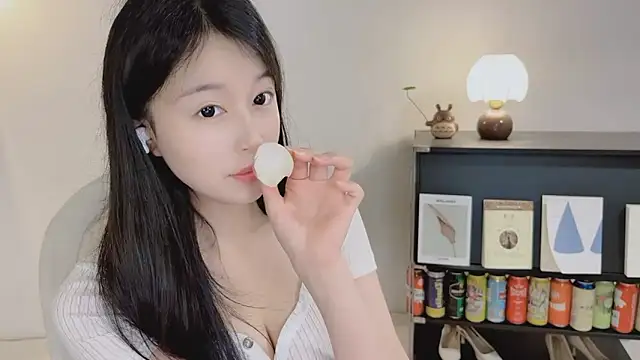 Onechestnut's chatroom