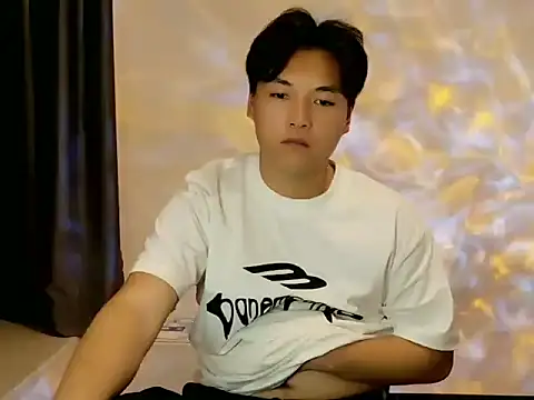 gwpk (M twink) - 脱衣服