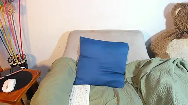 helena_copper_ webcam