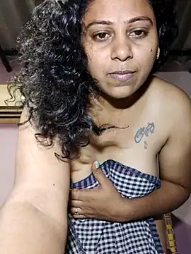 JENNIFERtamil webcam