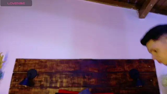 JhosuaVega live sex cam