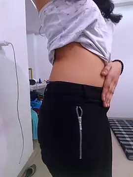 Webcam Model (tanzum_khan_3202_)  is live.Free join now!