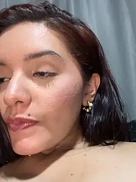 melanyprada (F young) - SPREAD MY PUSSY+LUSH CONTROL LAST TIP❤️