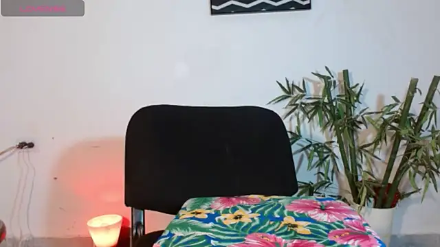 KamilaParrisx webcam