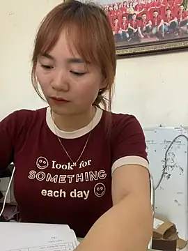 Webcam Model (Bana-gibee)  is live.Free join now!