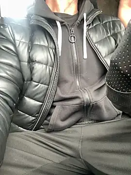 alexgwow - AlexGWoW's free webcam - UK Sex Cams