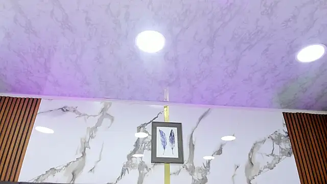 VictoriaKyros webcam