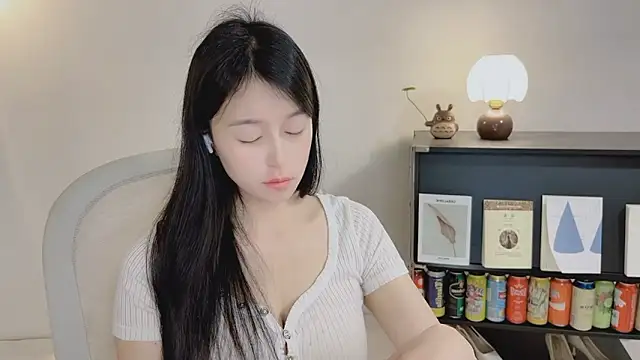 Onechestnut live sex cam