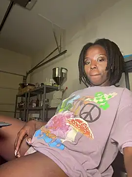 choclatepeaach webcam