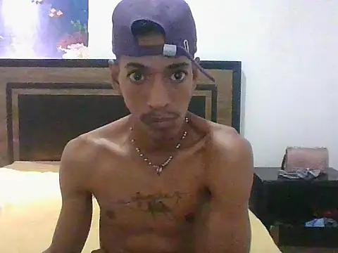 AlbertBigCock webcam