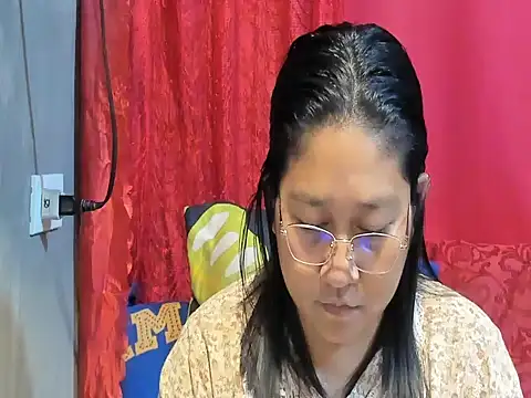 PINAYSUNSHINE38 webcam