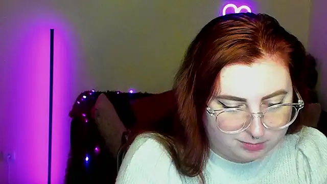 Alicia_love00 webcam