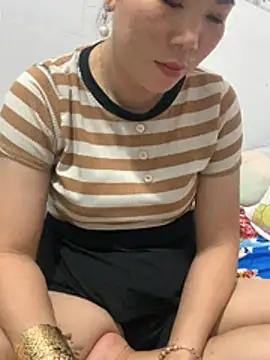 Baby-lovely69 webcam