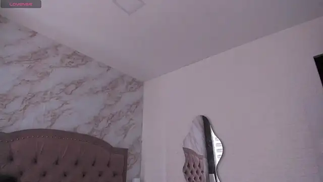 daphne_walton webcam