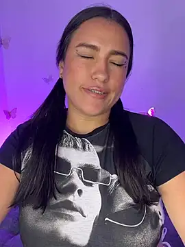 veronica__olsonn webcam