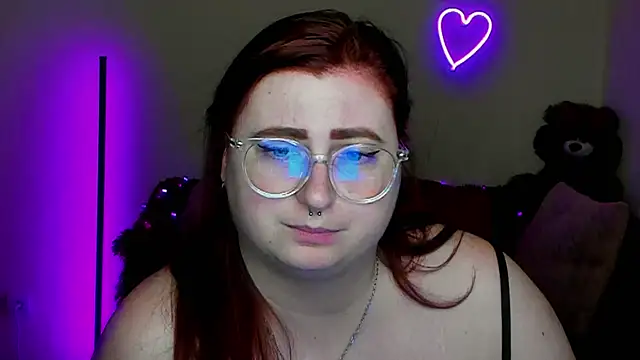 alicia_love00 - Alicia_love00's free webcam - UK Sex Cams