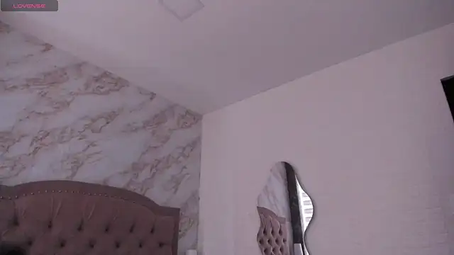 daphne_walton webcam