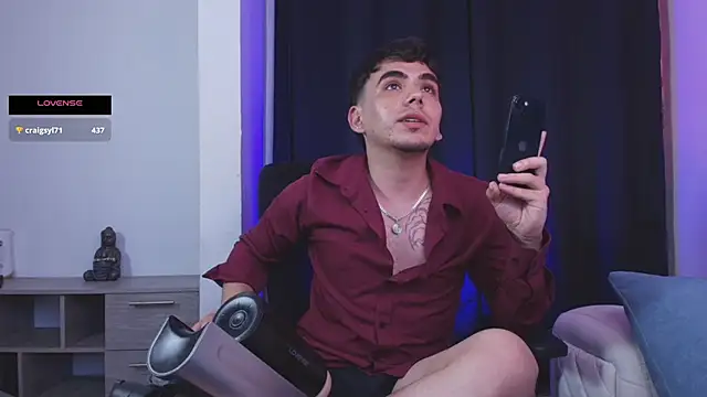 Guccy_Boy_Club webcam