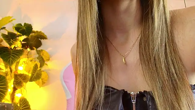 Victoria_Adams14 webcam