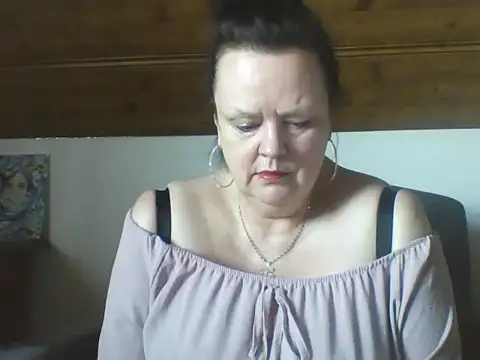 TiffanyMature webcam