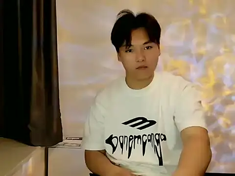 gwpk (M twink) - 脱衣服