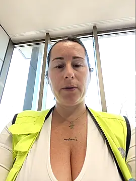 bichota85 - Bichota85's free webcam - UK Sex Cams